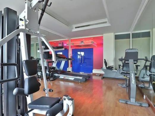 Kandiz Queendom Nairobi Exteriör bild