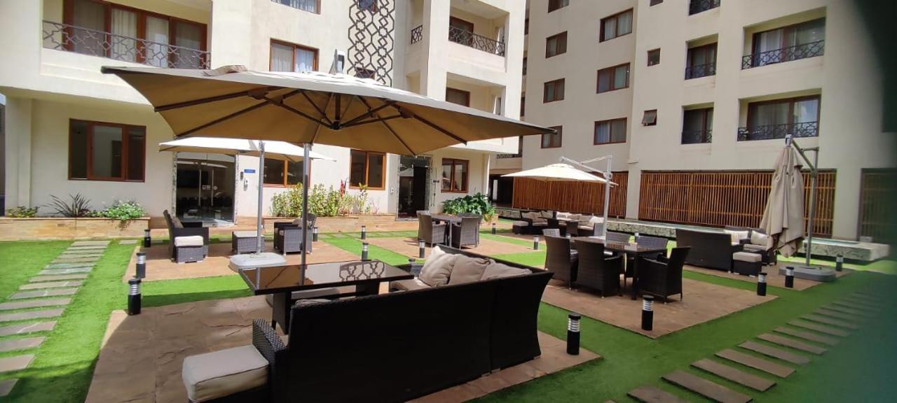 Kandiz Queendom Nairobi Exteriör bild