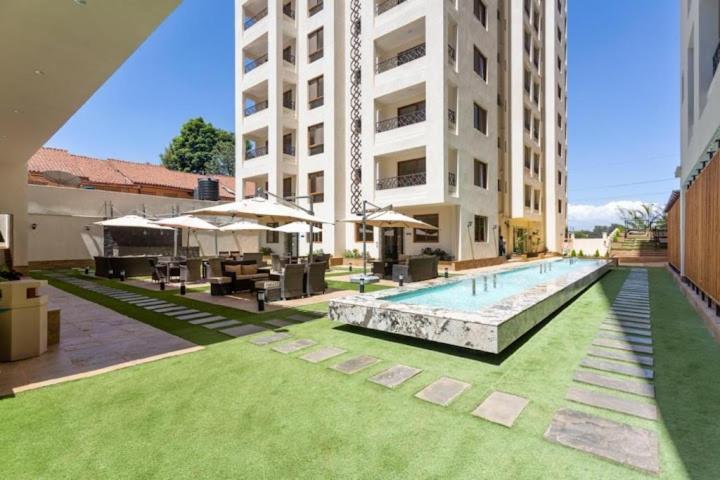 Kandiz Queendom Nairobi Exteriör bild